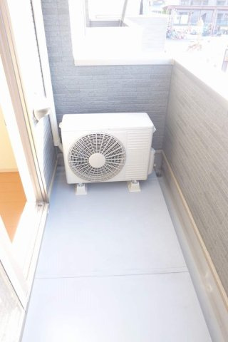 アクア・クレメント五番館のバルコニー
