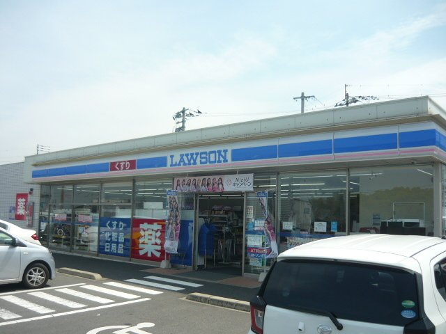 シエル・テーレＢの周辺|ローソン四国中央中曽根町溝又店まで600m