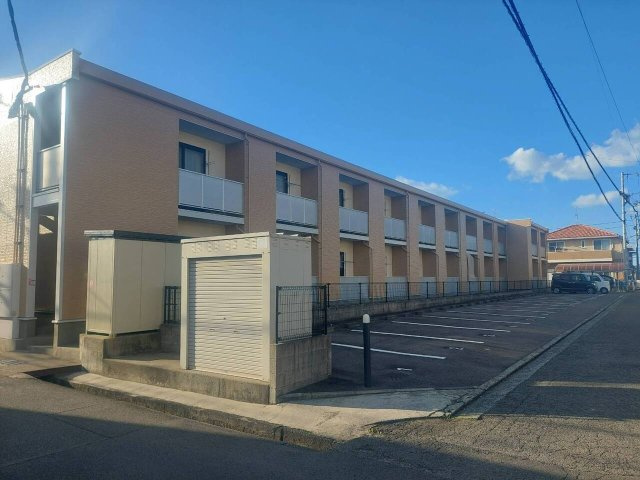 レオパレスルヴェーデュソレーユの外観