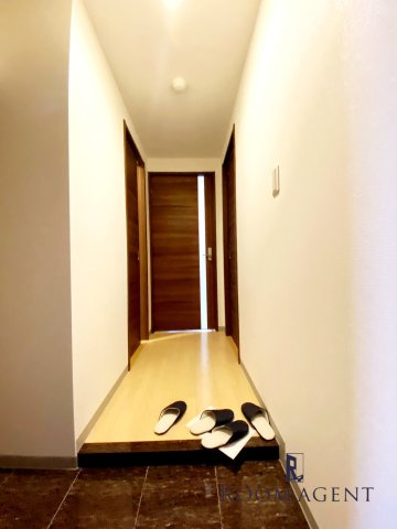 ラヴィータ泉の玄関