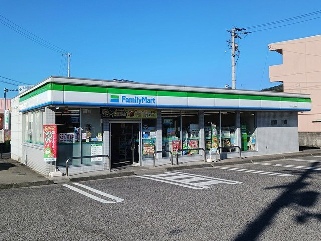 クラールの周辺|ファミリーマート川之江大門店まで904m
