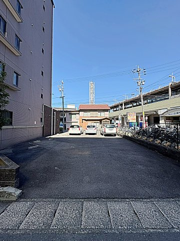 パルテンツァの駐車場