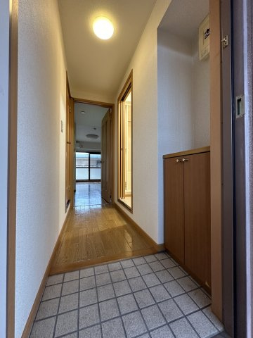 イーストウエノシバの玄関|※別号室参考写真