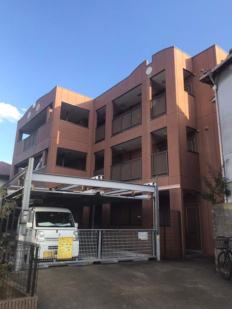 イーストウエノシバ