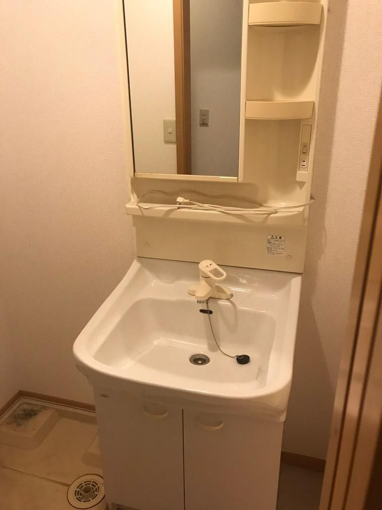 イーストウエノシバの洗面所|※別号室参考写真