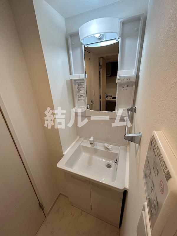 板橋区大谷口上町の賃貸マンションの洗面所