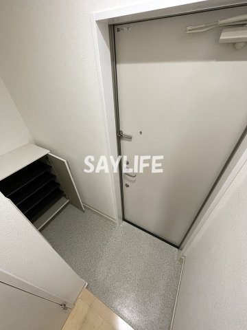 Court小路の玄関