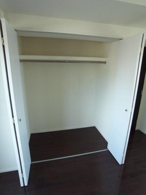 エルフラット板橋の収納|クローゼット