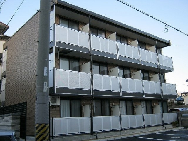 レオパレスフォンターナ老松の外観