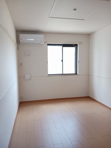 ルミエール岬　　刈谷市近郊の賃貸はクラスホーム刈谷店の内装|きれいな内装です