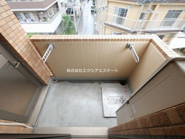 美章園メゾン寿のバルコニー