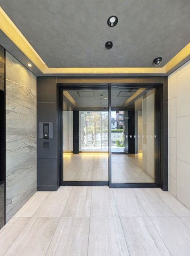 ACP Residence 西巣鴨のエントランス