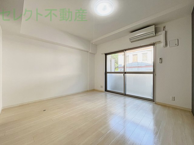 ヒルサイド コートの内装