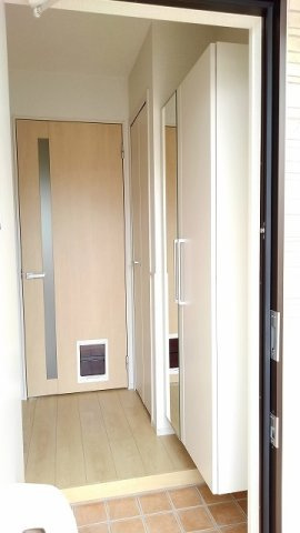 Ｍａｉｓｏｎ　ｄｅ　ｅｔｅ　　刈谷市近郊の賃貸はクラスホーム刈谷店の玄関|シンプルで使いやすい玄関です