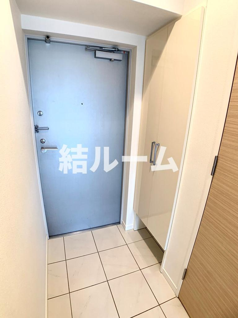 板橋区大山金井町の賃貸マンションの玄関