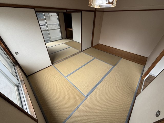 石上マンションの和室