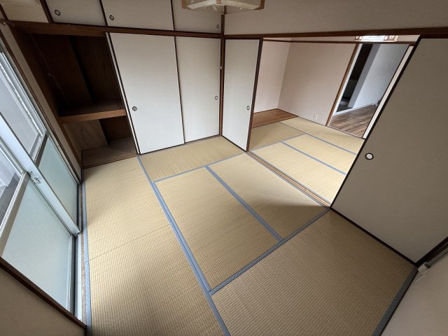 石上マンションの和室