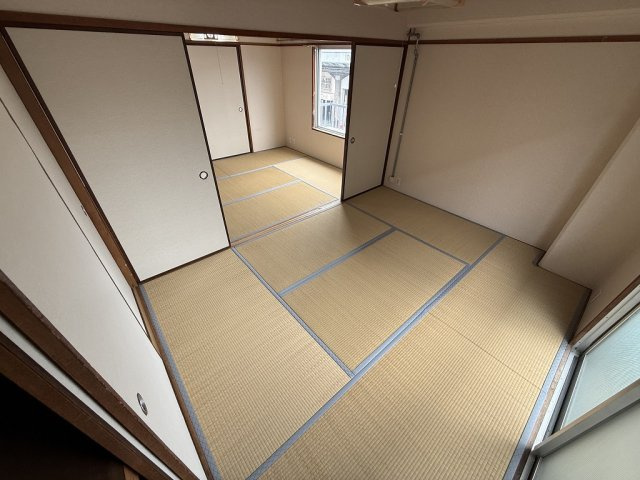 石上マンションの和室