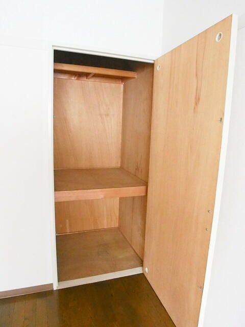 ウインズ今川の収納|他部屋参考写真