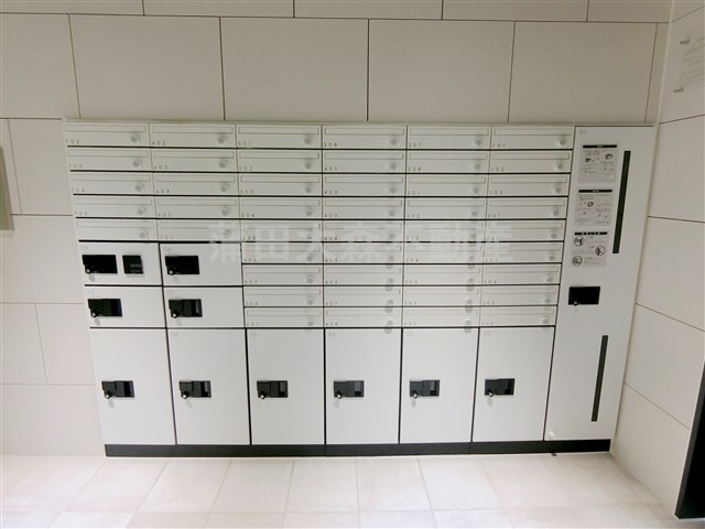 DeLCCSデルクス梅屋敷のその他共用部分|宅配ボックス　メールボックス