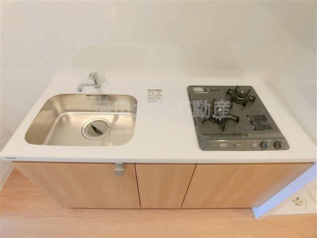 DeLCCSデルクス梅屋敷のキッチン