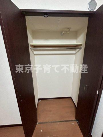 ヴェルデュール本郷 壱番館の収納