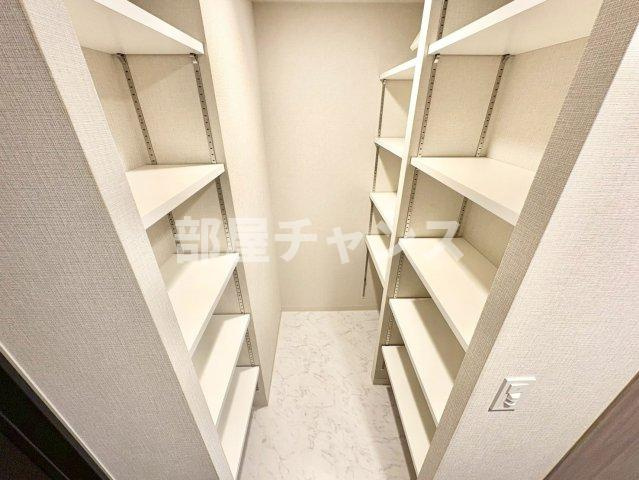 デュオフラッツ栄の収納
