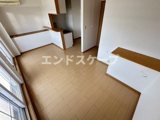 イーグルファイブⅡの居間・リビング|高崎、前橋のお部屋探しはエンドスケープまで！お客様の理想お聞かせ下さい♪