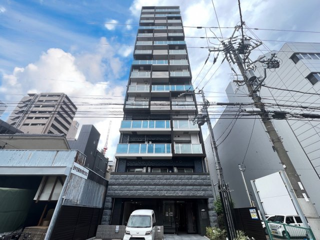 プレサンス心斎橋ソレイユ