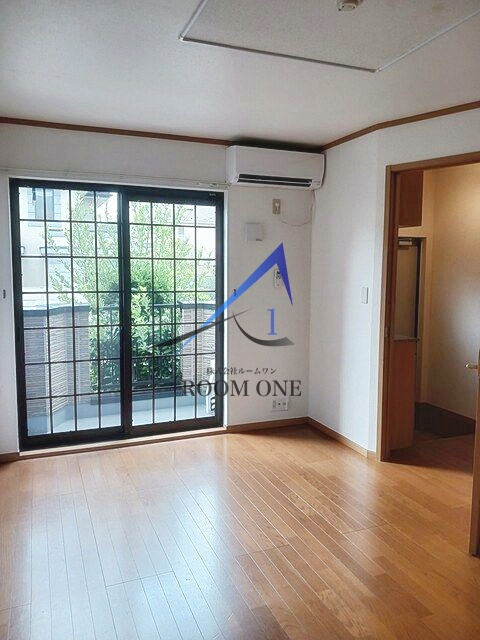 カーサ・トランキーロの居間・リビング|洋室のお部屋です。