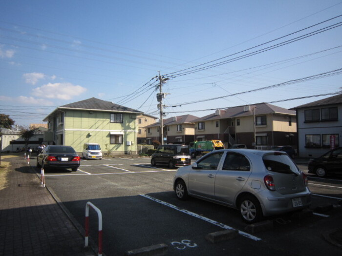 熊本市南区平成１丁目のアパートの駐車場