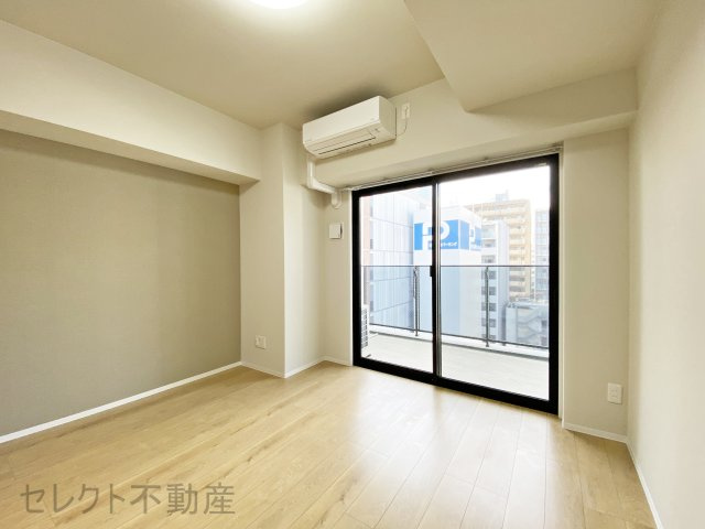 NISSYO BUILDINGの居間・リビング