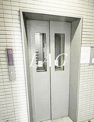 【その他共用部分】 | 小宮ビル | エレベーターです。