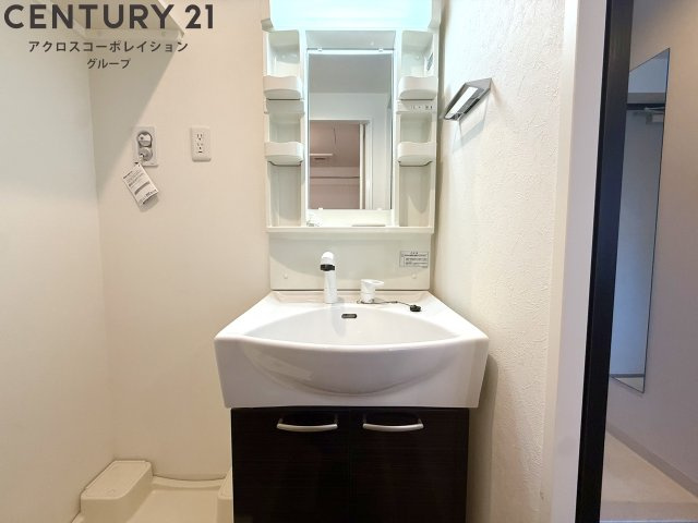 独立洗面化粧台付きでおすすめです！