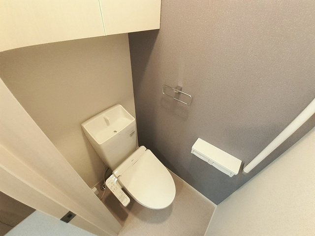 グランドエスポワール行橋　Ⅱのトイレ|落ち着いたトイレです