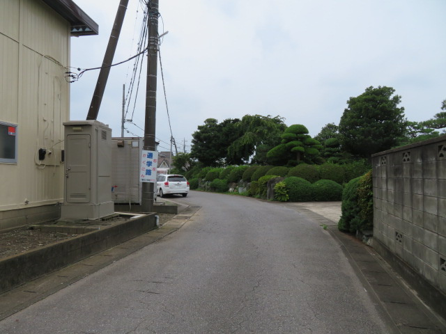 八潮市大字八條の倉庫の周辺
