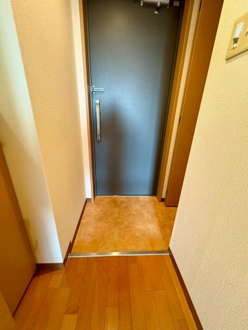 エステムコート大阪城前OBPリバーフロントの玄関