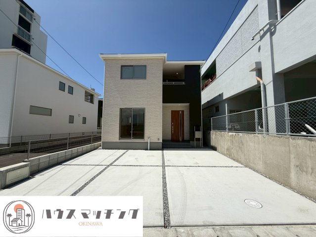 リーブルガーデン与那原町与那原・４号棟