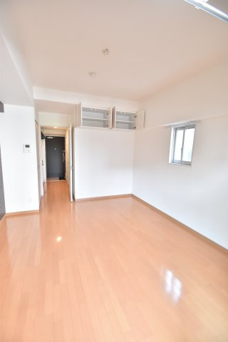 大阪市城東区野江２丁目の賃貸マンションの居間・リビング