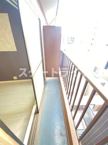 大阪市淀川区西三国１丁目の賃貸マンションのバルコニー|参考写真