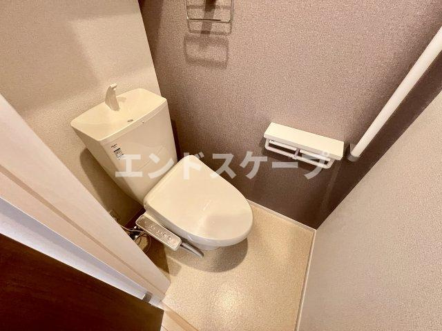 テラス　ハックベリーのトイレ|高崎、前橋のお部屋探しはエンドスケープまで！お客様の理想お聞かせ下さい♪