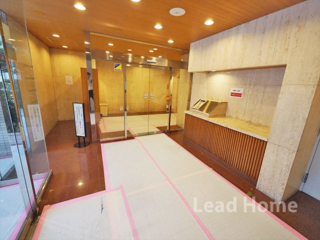 【エントランス】 | グランドメゾン麻布十番館