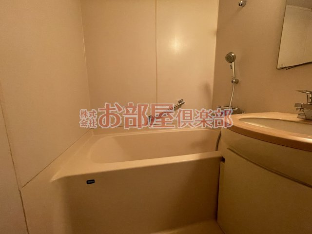 ウエストビルの浴室|コンパクトで使いやすいお風呂です