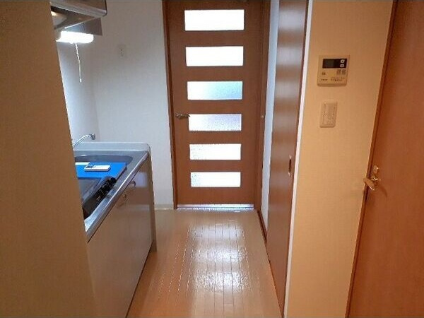 リアライズ代官町の玄関