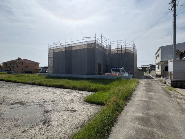 リーブルガーデン　岐阜市中鶉　全４区画分譲の前面道路含む現地写真|「現地（2026年9月19日）撮影」　
■前面道路　
■ヤマダ不動産　株式会社リライフ