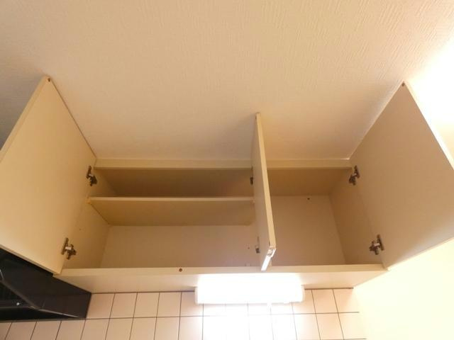 拓穂ハイツ (新開)の収納