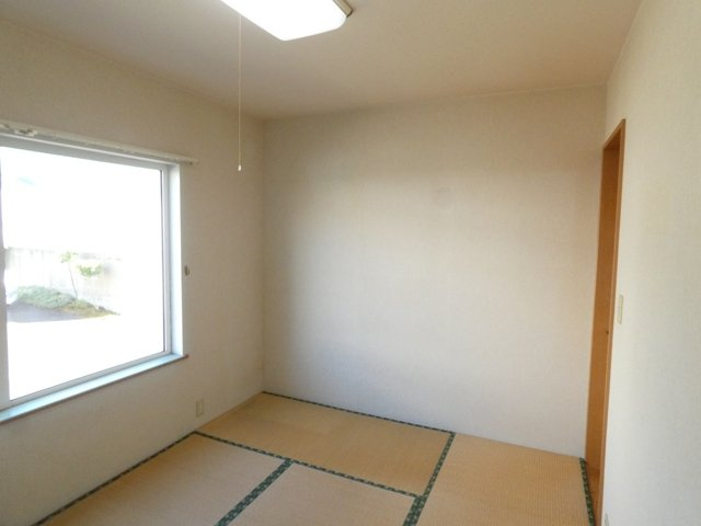 拓穂ハイツ (新開)の和室