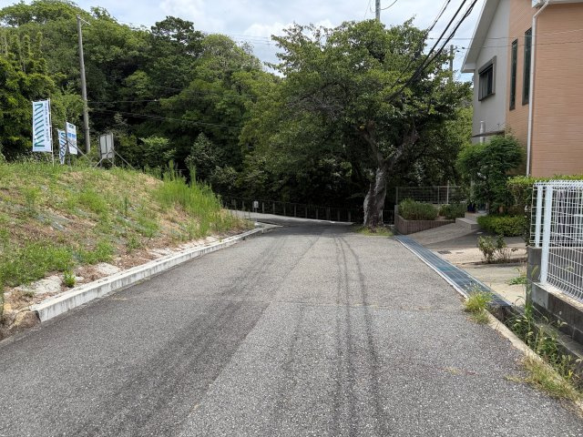 【ヴィレッタの杜】毘沙門町Ｄの外観|南側前面道路含む現地写真です