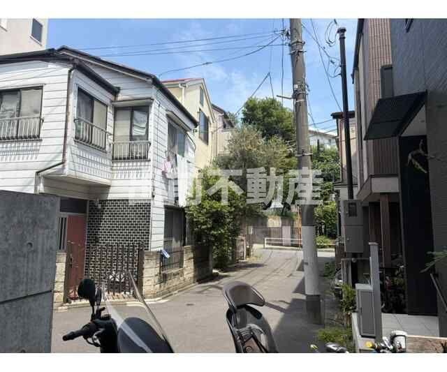 北新宿レーベルのバルコニー