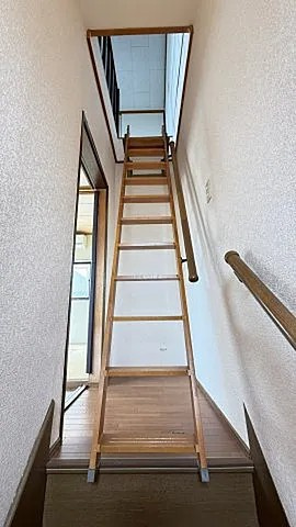 中原通1丁目貸家の玄関